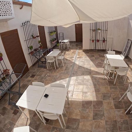 Apartamentos La Encarnacion III Лос Алказарес Экстерьер фото